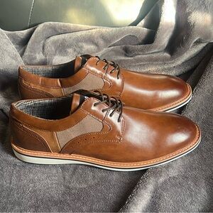 Steve Madden Tan Leather Oxfords